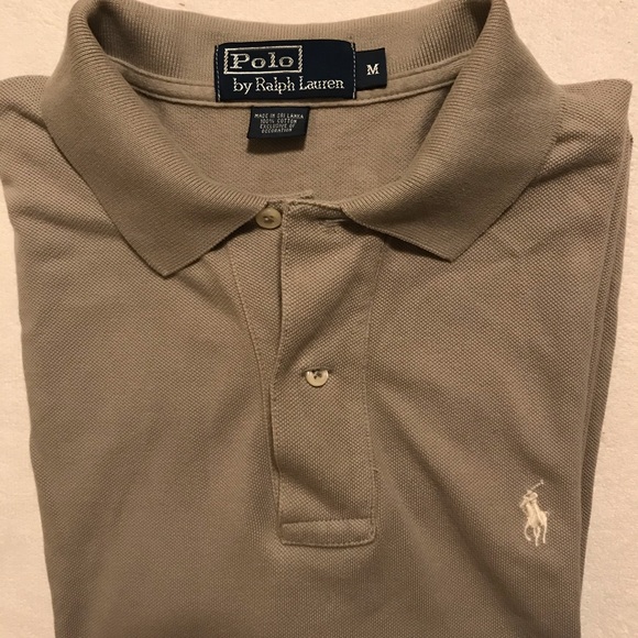 SOLD🔴polo shirt by ralph lauren - Picture 2 of 2